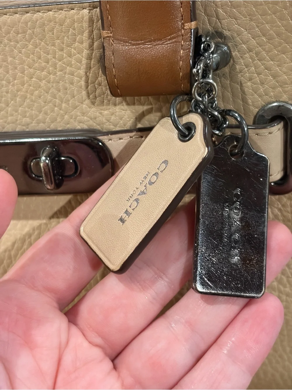 Tan Coach Swagger 27 - 34417